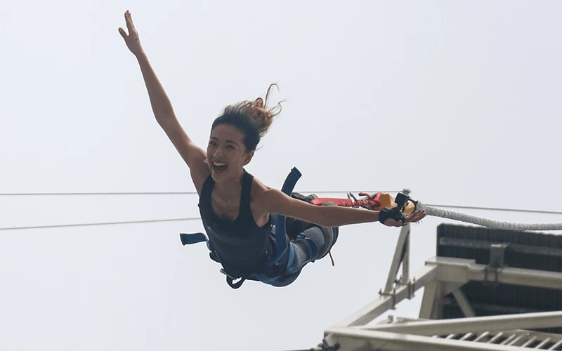 1680x1000px bungy hero 1